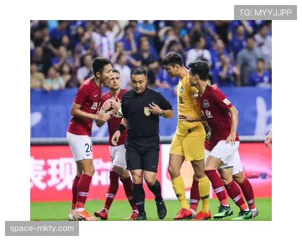 裁判争议再现:格鲁吉亚教练对-90公斤级半决赛判罚提出正式申诉 裁判争议再现:格鲁吉亚教练对-90公斤级半决赛判罚提出正式申诉